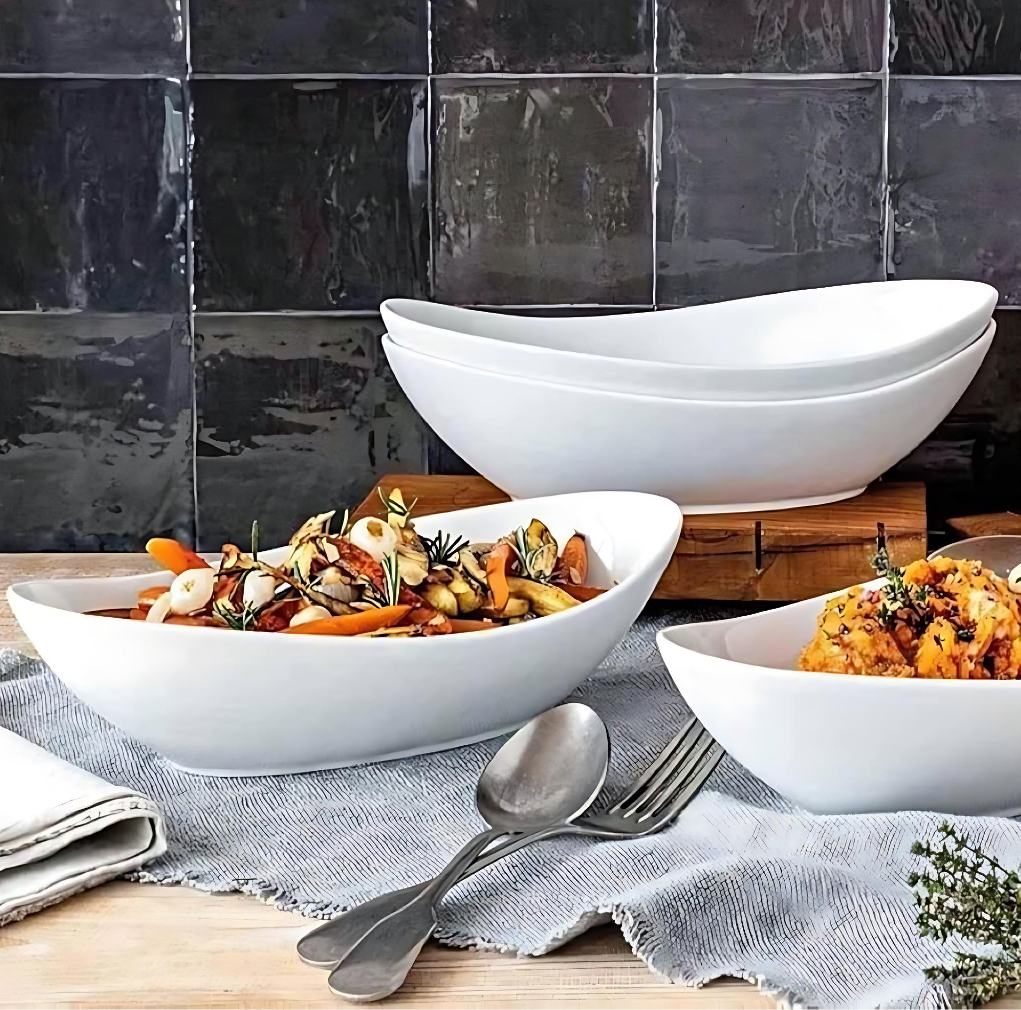 Over-and-Back 4-Piece Porcelain Serving Bowl Set (4 Bowls)