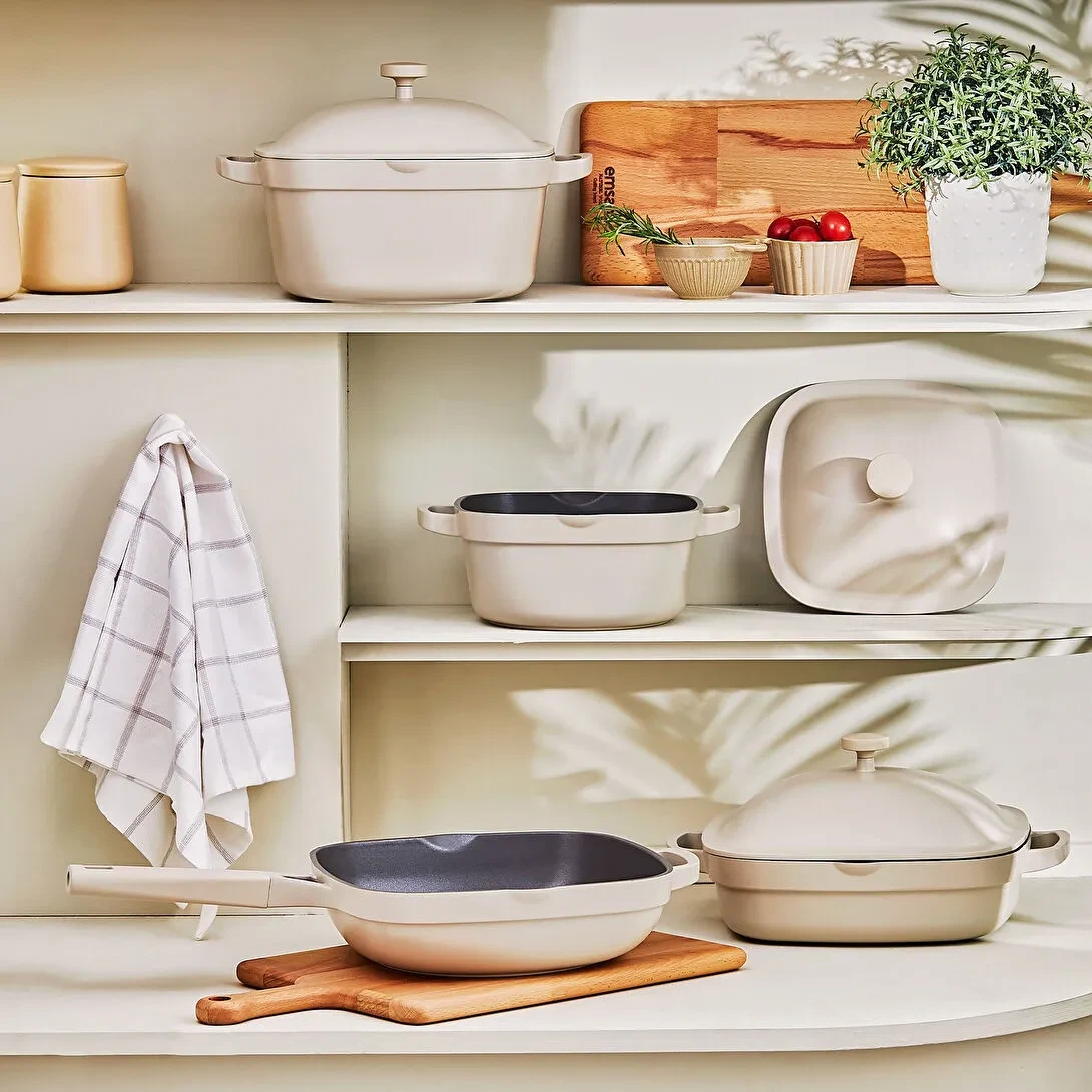 The Delicious Classic 10-Piece Ceramic Cookware Set with bamboo steamer